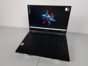 ⭐Gigabyte AERO 15 – i7 8th, RTX 2070 8GB, 32GB RAM, 1TB SSD, ALU – GAMING!⭐