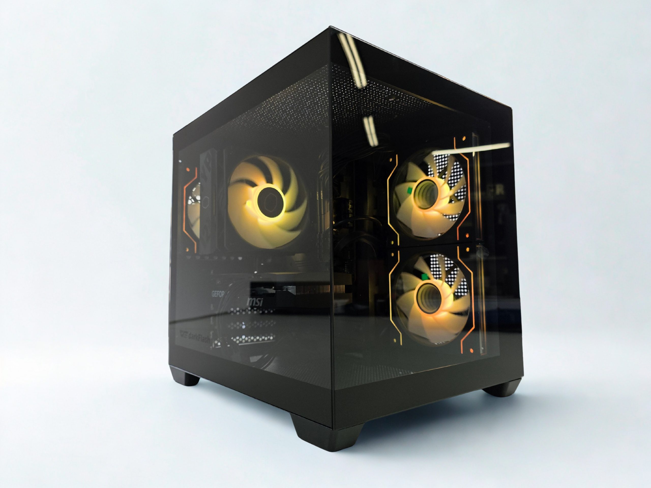 ⭐RMC Gaming MiniPC – RYZEN 5 5600XT, RTX5050 8GB, 16GB RAM, 1000GB SSD - TOP⭐