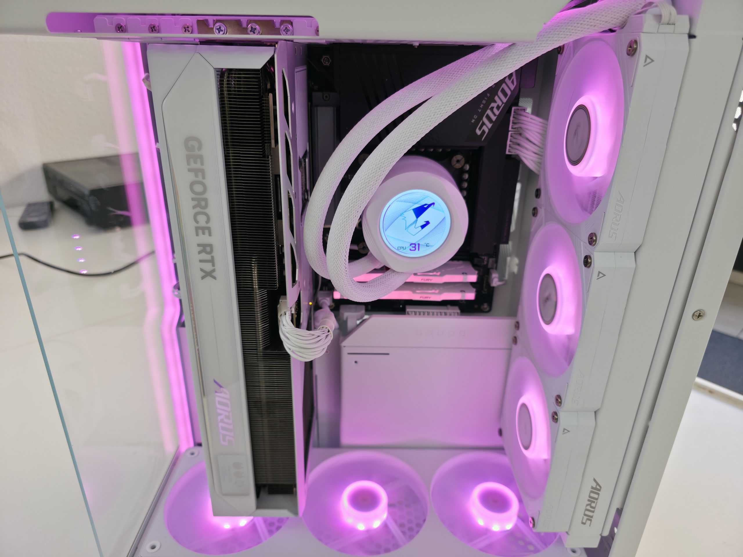 ⭐RMC AORUS Gaming PC – i7 14700K, RTX5080 16GB, 32GB DDR5 RAM, 4000GB SSD, WaKU, AORUS - TOP⭐ – Bild 9